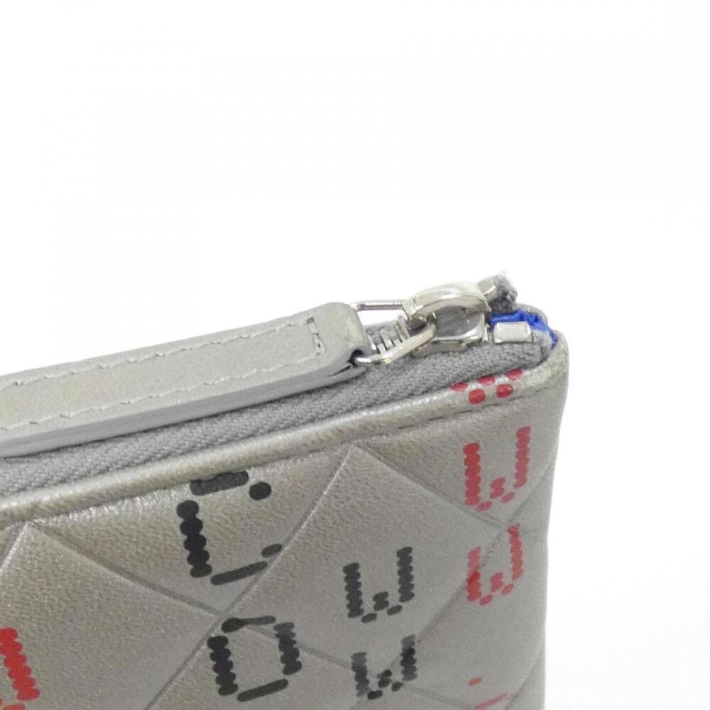CHANEL Black Pouch - Picture 6 of 7